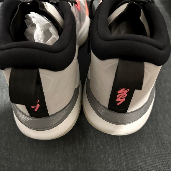 Nike Jordan Zion 1 Unisex Shoes Size 11 excellent condition! - Picture 4 of 9